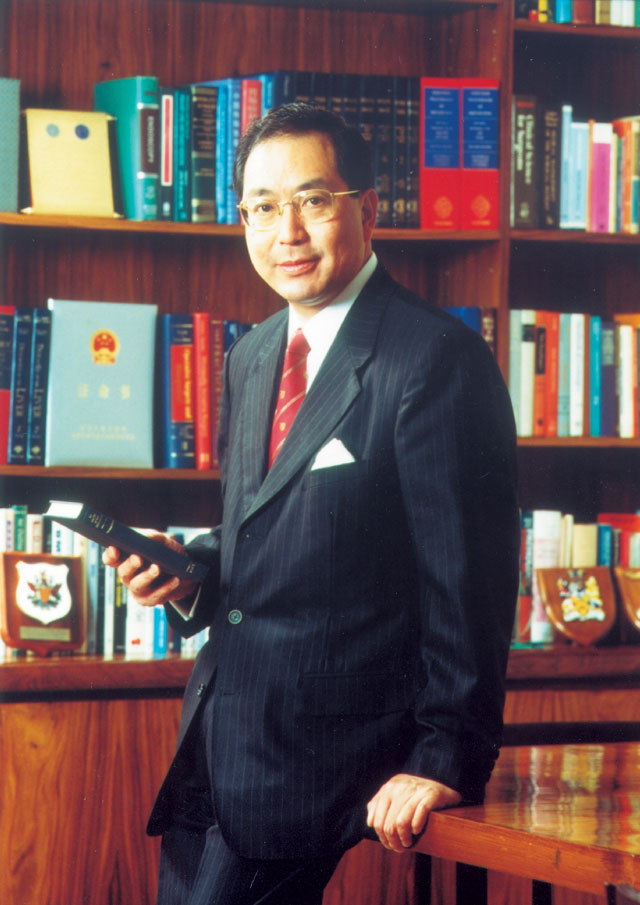 第四任校长李国章教授（1996–2002）