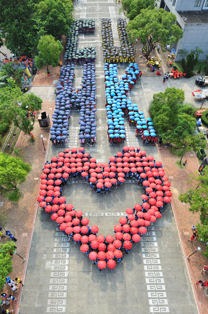 College Orientation Camp<br><br>Over 2,000 new students came together to form the characters for the words 'CUHK♥'