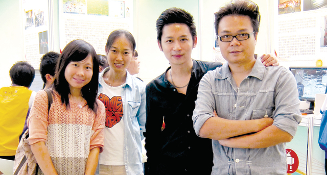 Prof. Jong Siu-yung Morris (2nd right) and EduVenture® Research Team