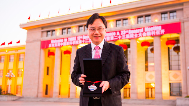 Prof. Dennis Y.M. Lo, Li Ka Shing Professor of Medicine, won the 2012 Ernesto Illy Trieste Science Prize