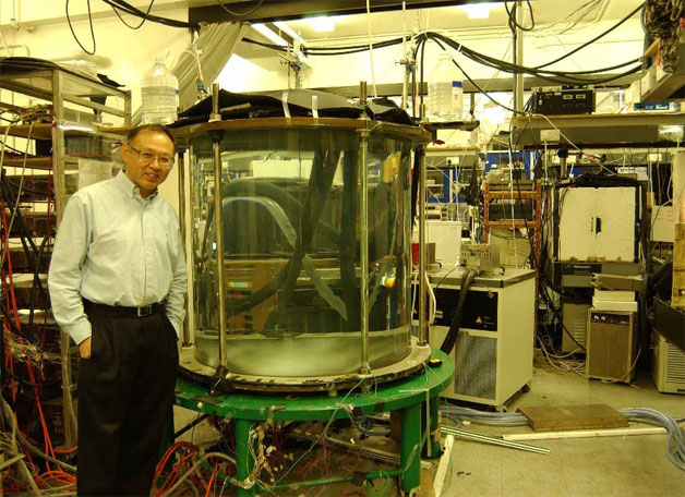 夏克青教授在2010年12月获美国物理学会推选为会士，表扬他在湍流对流研究的成就和在物理学领域的贡献。