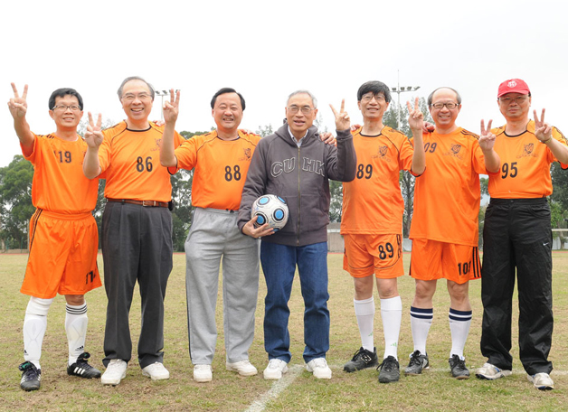 The annual football competition between staff members of HKU and CUHK, a tradition first instituted in 2003, took place in January 2009 at the Sir Philip Haddon-Cave Sports Field at the University. The Vice-Chancellor, Provost and all the Pro-Vice-Chancellors are seen here at the kick-off. The match ended with a 1-1 draw.