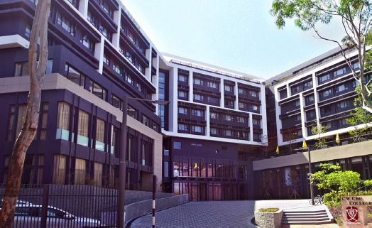 U-shaped entrance court of C.W. Chu College