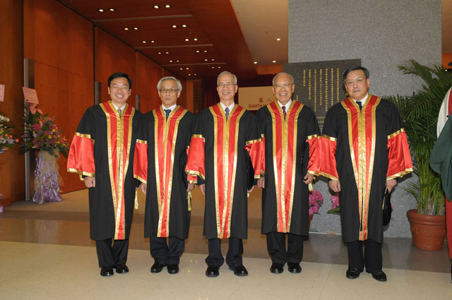 The 8th Honorary Fellowship Conferment Ceremony<br><br>From left: The Honourable Cheung Man-kwong, Mr. Chung Wing-kok Leslie, Prof. Kuan Hsin-chi, Prof. Lee Shiu-hung, and Mr. Mok Wah-chiu Christopher were conferred honorary fellowships