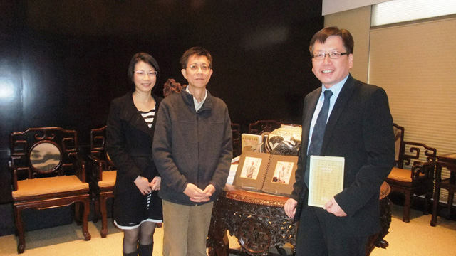 The Research Centre for Chinese Ancient Texts of the Institute of Chinese Studies was renamed the D.C. Lau Research Centre for Chinese Ancient Texts, in recognition of the contributions of Prof. D.C. Lau to it.