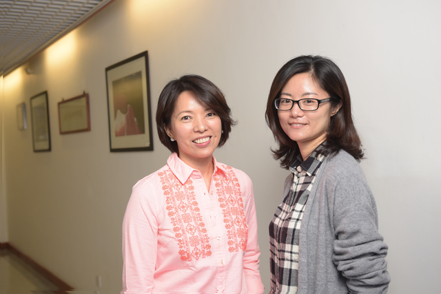 Prof. Susanne Choi (left) and Ms. Luo Ming