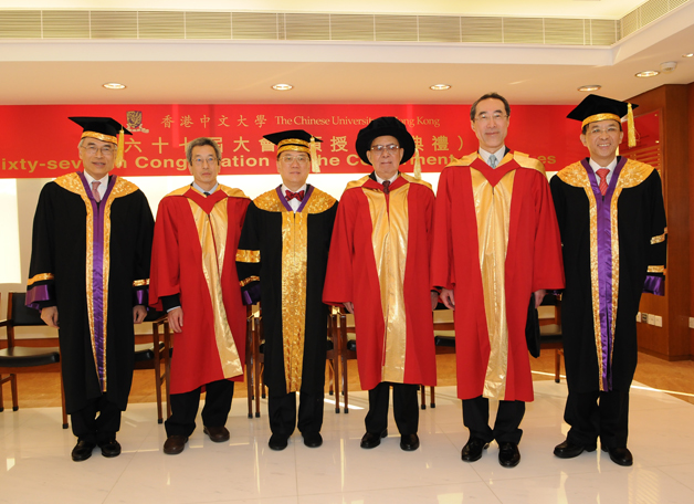 The 67th Degree Congregation took place in December 2009 with the Chief Executive of the Hong Kong SAR presiding as Chancellor of the University. A total of 7,139 degrees were handed out during the event, and Dr. Song Jian, the Honourable Henry Tang and Prof. Roger Tsien were admitted into doctorates <b>honoris causa</b>.