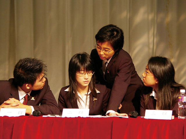 第5届四大名校辩论赛暨名辩盟国际辩论赛2007<br><br>国语辩论队获胜