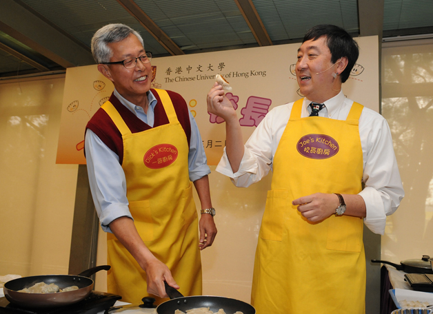 The other faces of an ex-Commissioner and a reigning Vice-Chancellor: Mr. Dick Lee and Prof. Joseph Sung as chef-raconteurs in March 2011.