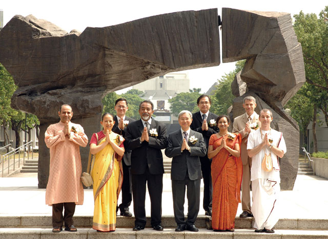 印度宗教与文化学专任教席<br><br>团体合照